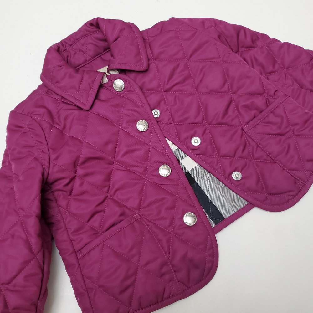 Burberry Diamond Quilted Snap Jacket  HostPick! 🤩